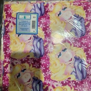 3 Packs Of Vintage Miss Piggy Gift Wrapping Paper